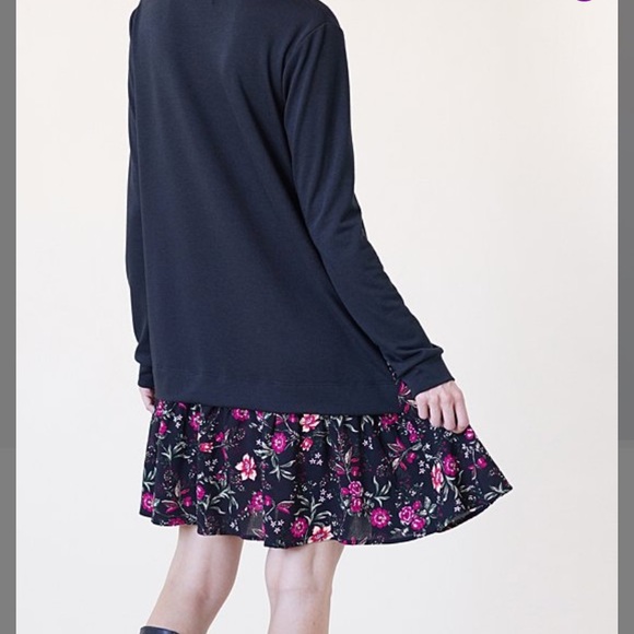 Black Floral-Hem Sweater Dress, M - Picture 3 of 3